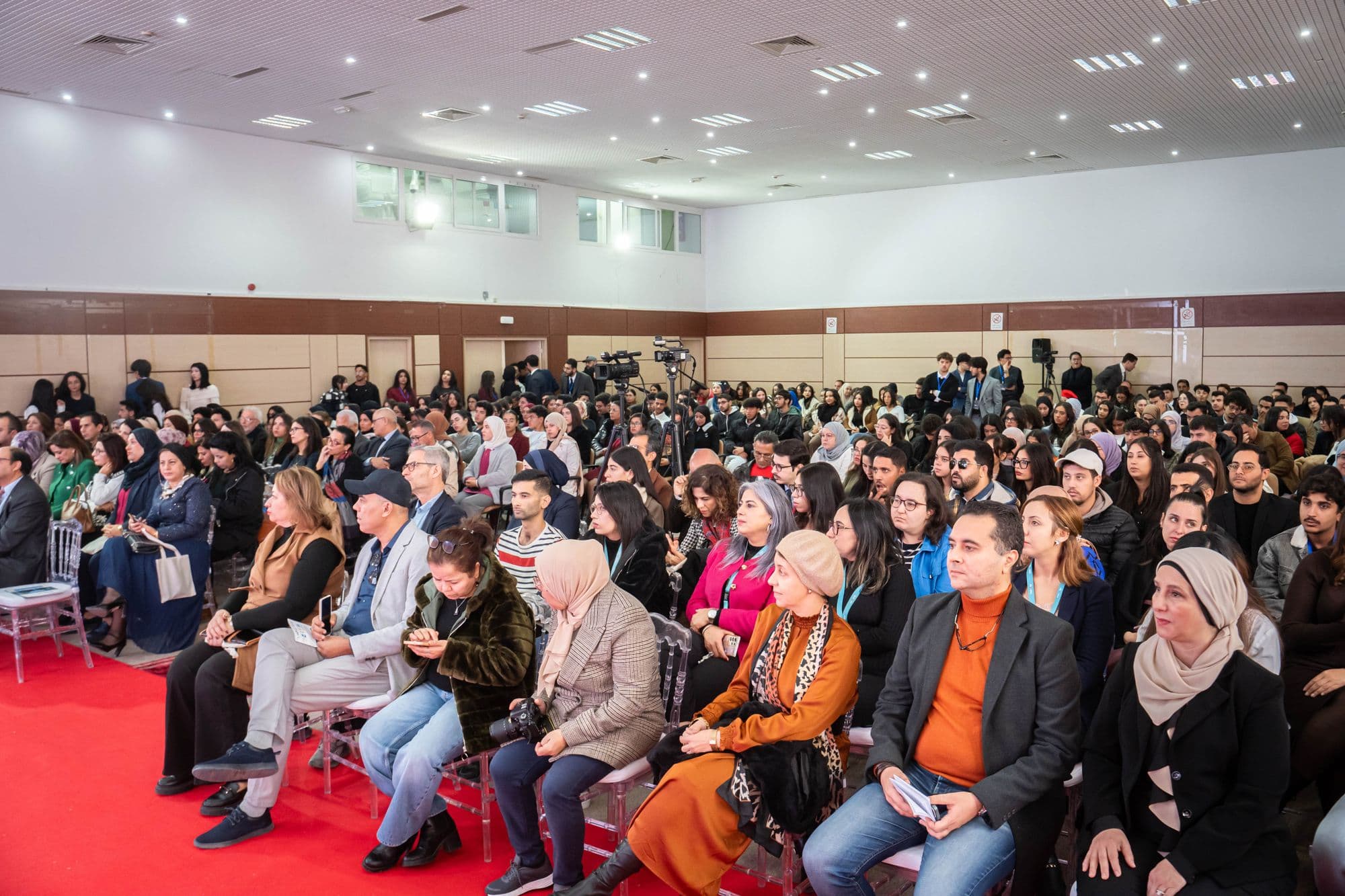 ESENet 2025 — a full room for the panels of the 7th edition.